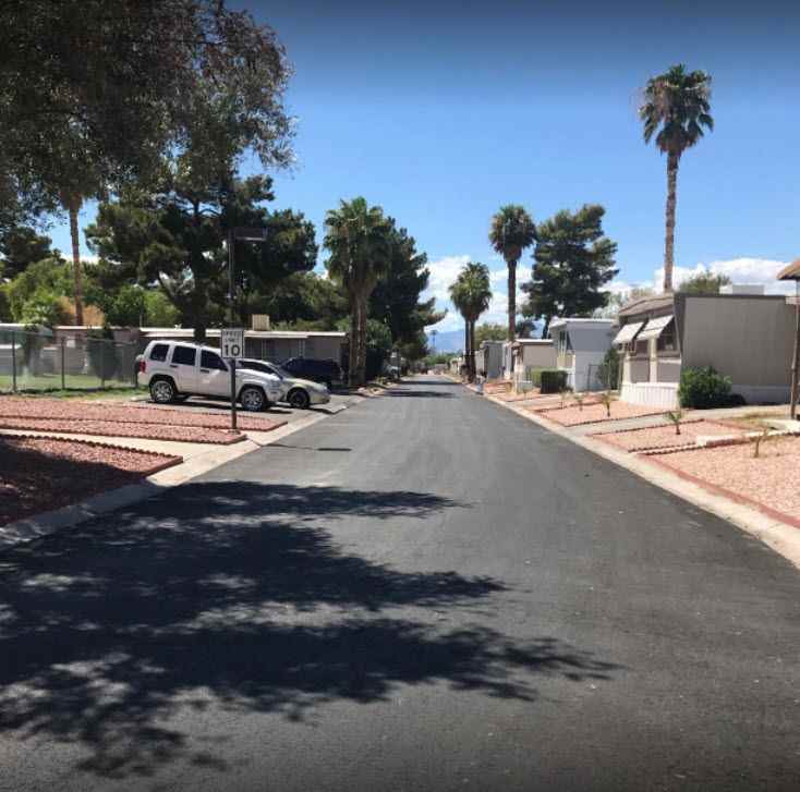 Arrow Palms Mobile Home Park - Photo 3 of 3