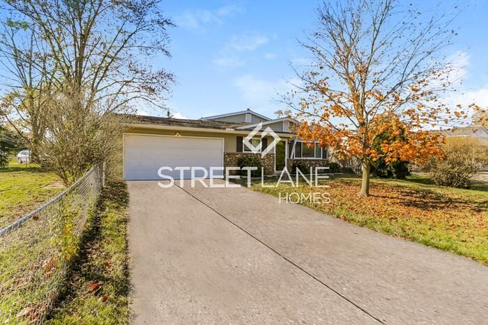 293 Bexford Rd - Photo 2 of 15