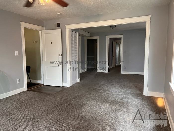 2505 Benton Blvd #2S - Photo 2 of 21