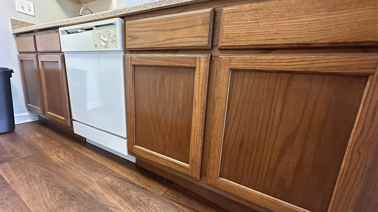 2825 Bellefontaine Street - Photo 4 of 26