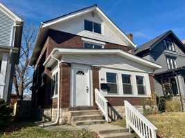 featured image of 891 Wilson Ave #1