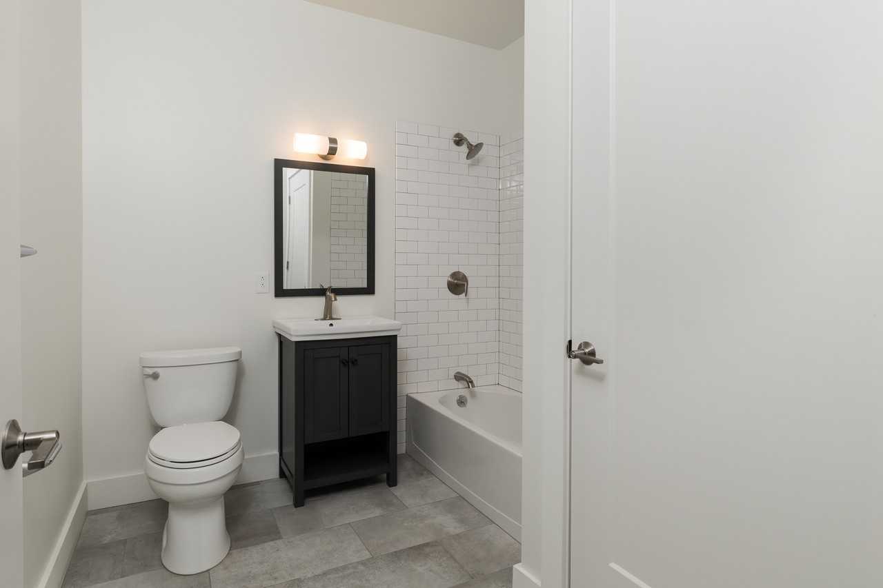 35 Van Nydeck Avenue208 #208 - Photo 4 of 7
