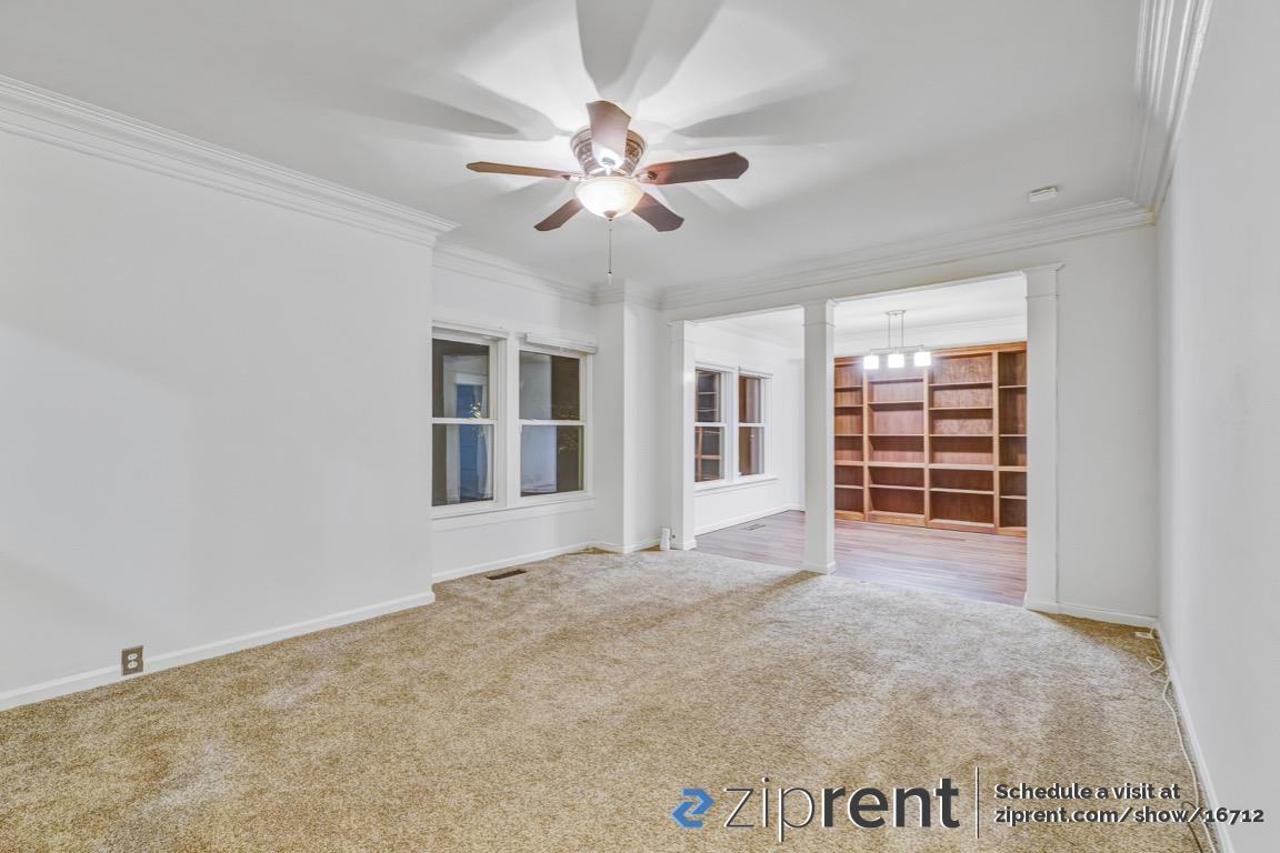 4404 Se 64th Ave - Photo 2 of 20