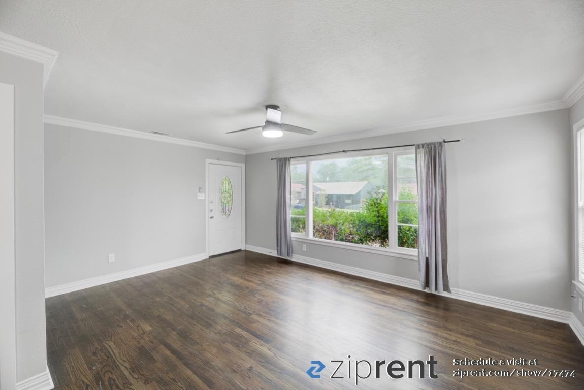 4366 Valentine St - Photo 3 of 18