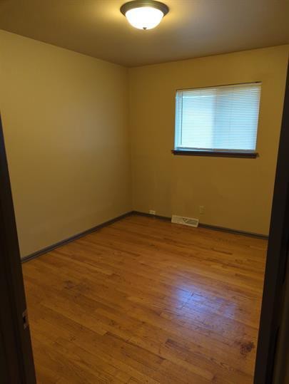 7047 North 43rd Street - Photo 3 of 8
