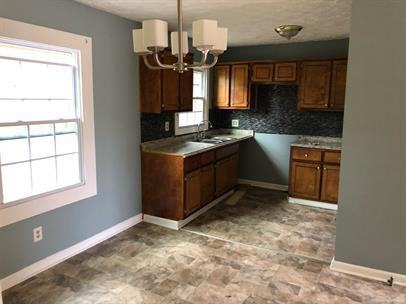 118 Kate Court - Photo 2 of 7