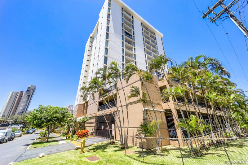 2714 Kahoaloha Lane #1401