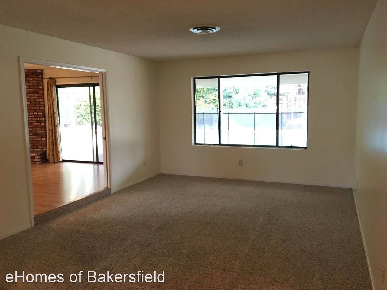 7200 Snowmass Ln - Photo 2 of 26