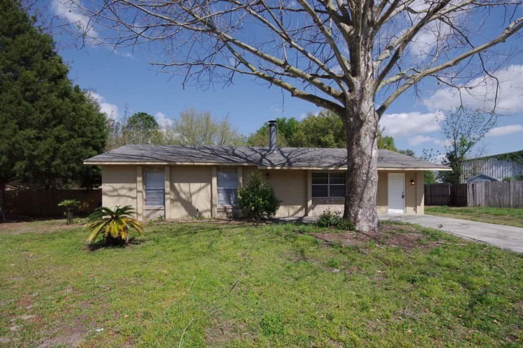 1145 Elm Ct - Photo 2 of 19