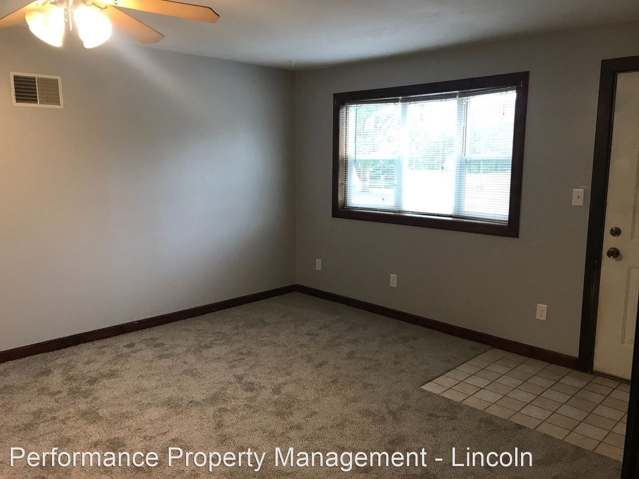 3200 N 9th St - Photo 3 of 11