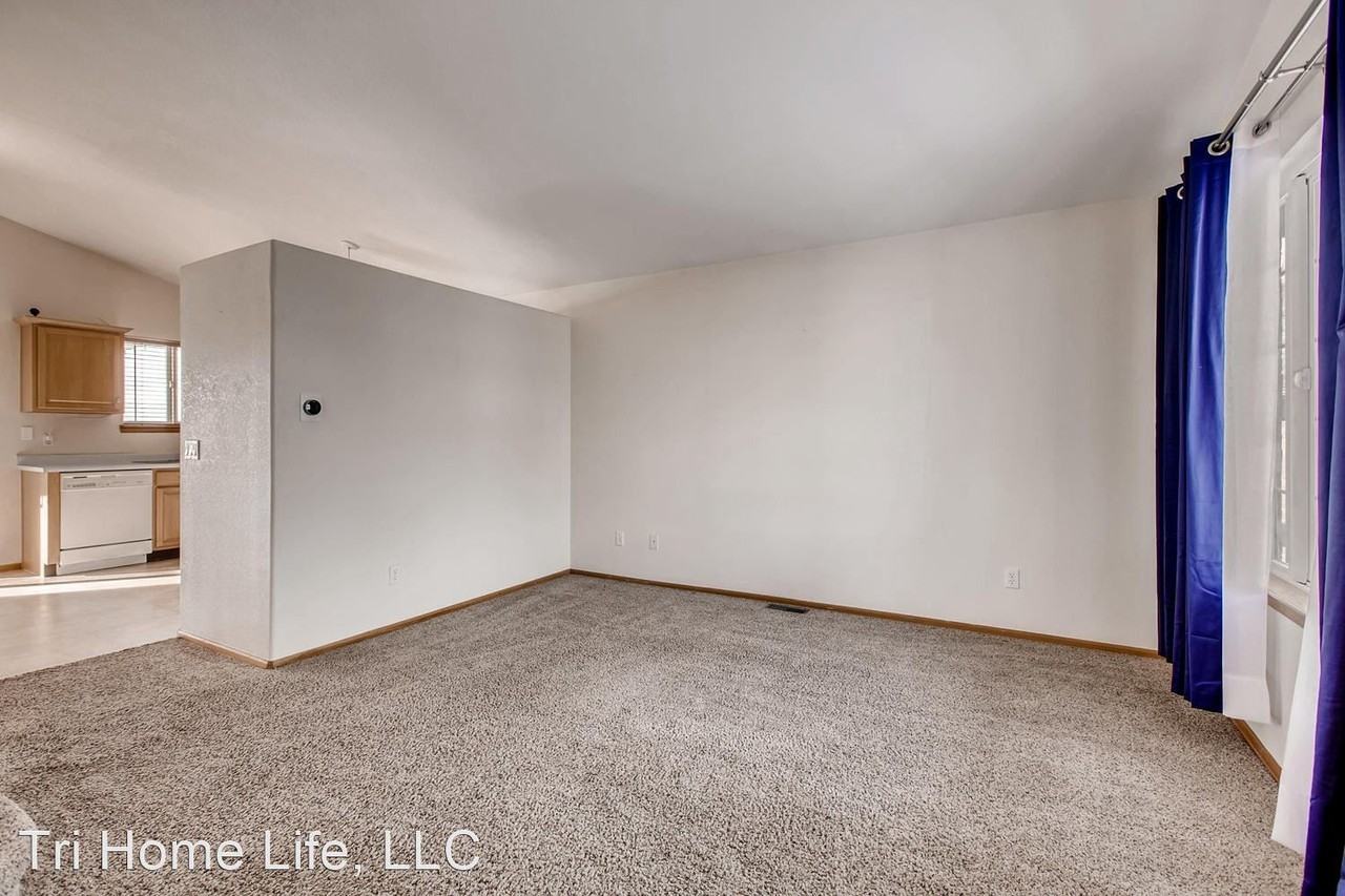 5181 S Lisbon Way - Photo 3 of 19
