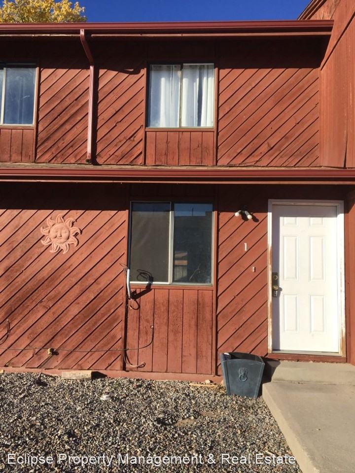 3228 White Ave - Photo 2 of 17