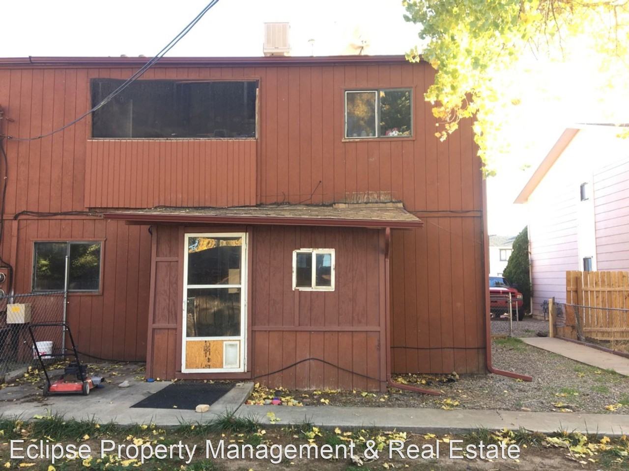 3228 White Ave - Photo 3 of 17