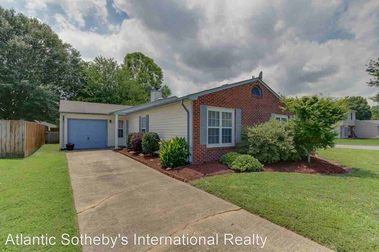 1001 White Oak Ct S - Photo 3 of 27