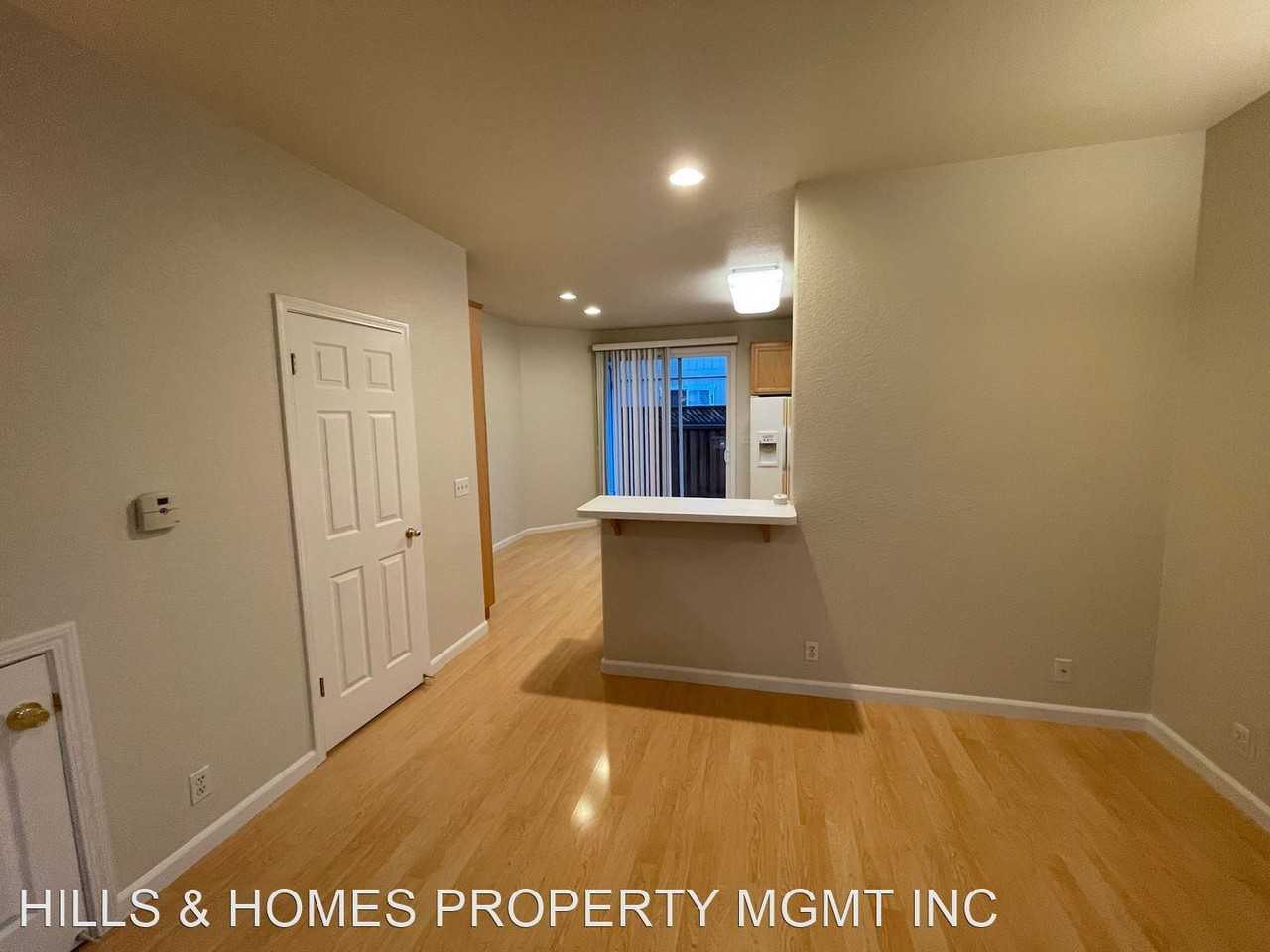 311 Mark West Commons Cir - Photo 2 of 8
