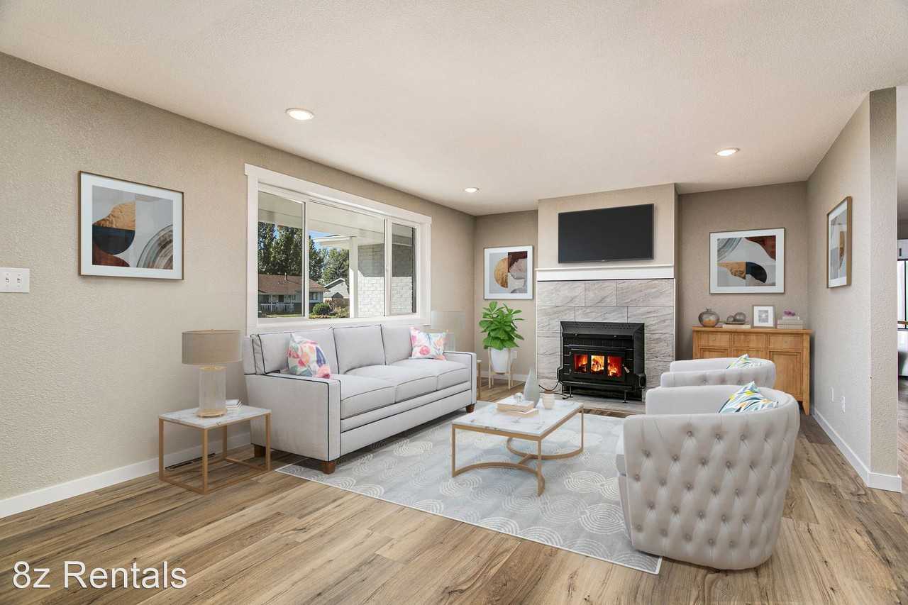 309 12th St - Photo 2 of 11