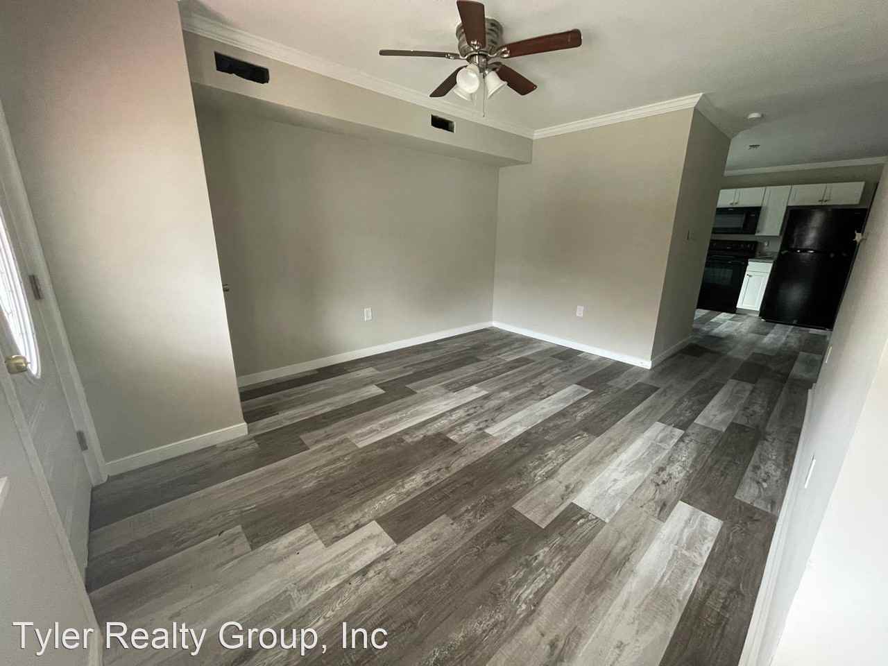 452 Harding Street - Photo 2 of 13