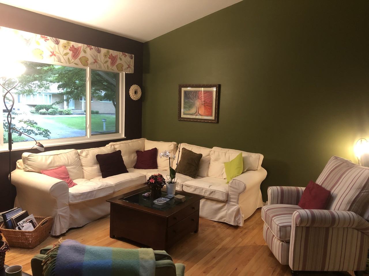 3247 Lakewood Dr - Photo 3 of 13