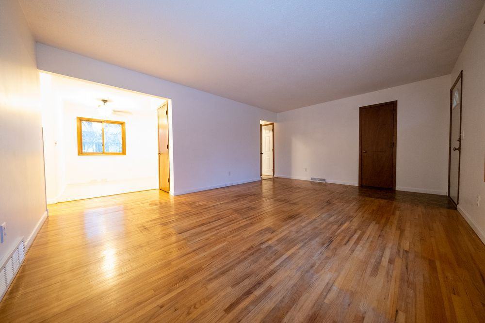 3216 Independence Ave N - Photo 3 of 30