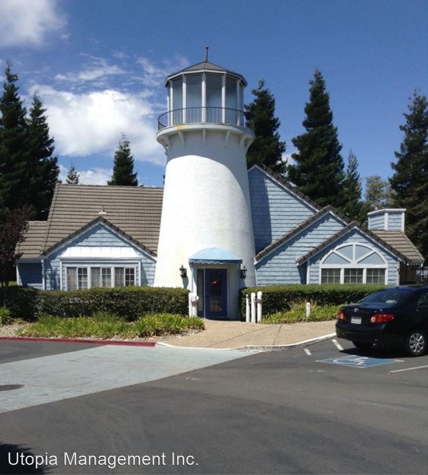 505 Lighthouse Dr - Photo 2 of 18