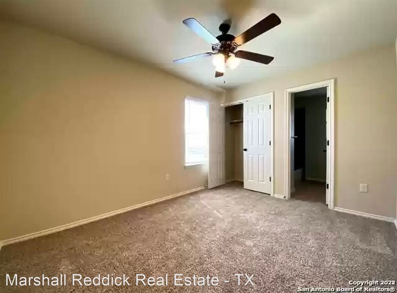 3435 Haylee Grace Seguin, Tx 78155 - Photo 3 of 13