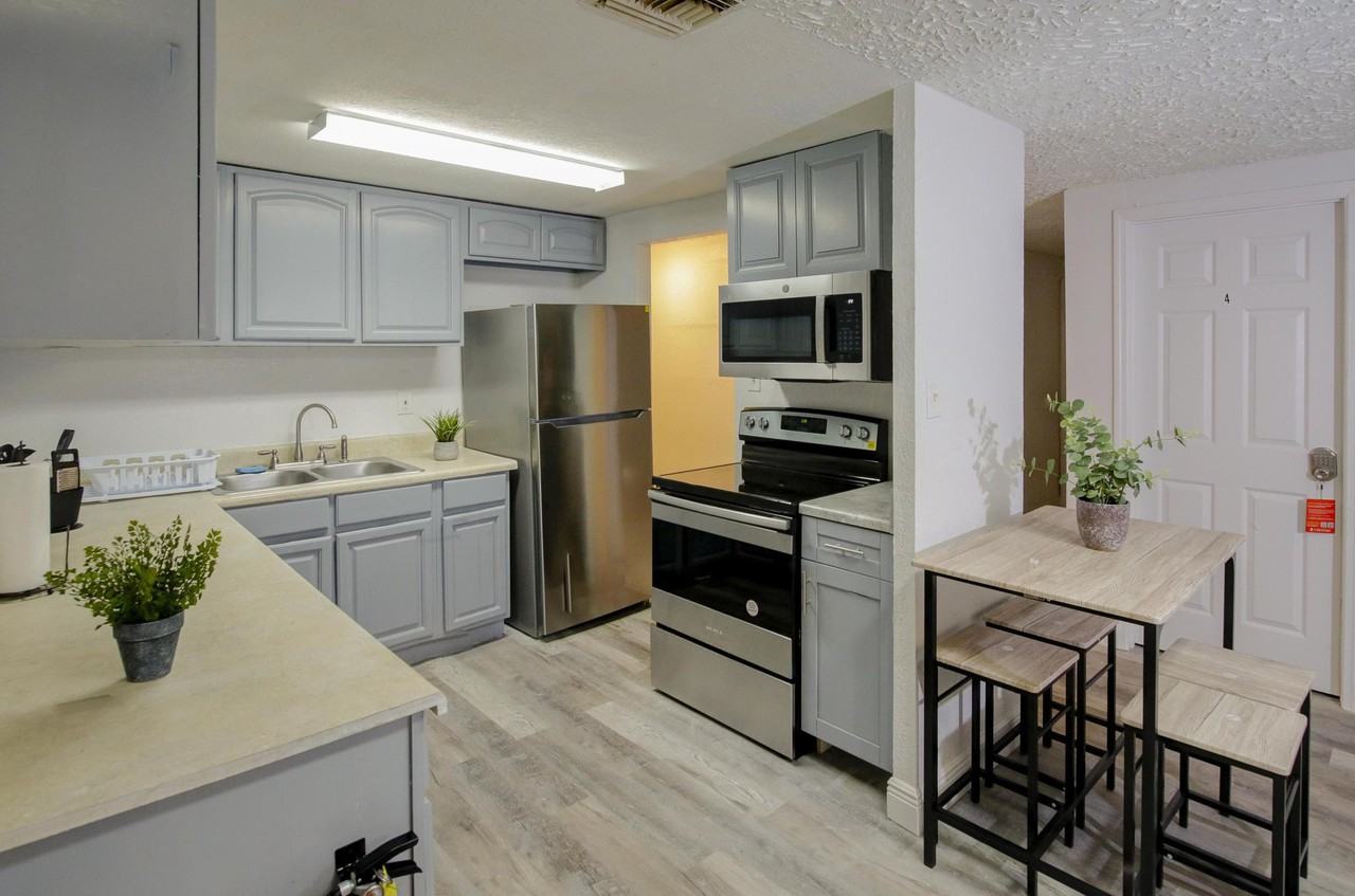 Star St - Photo 4 of 10