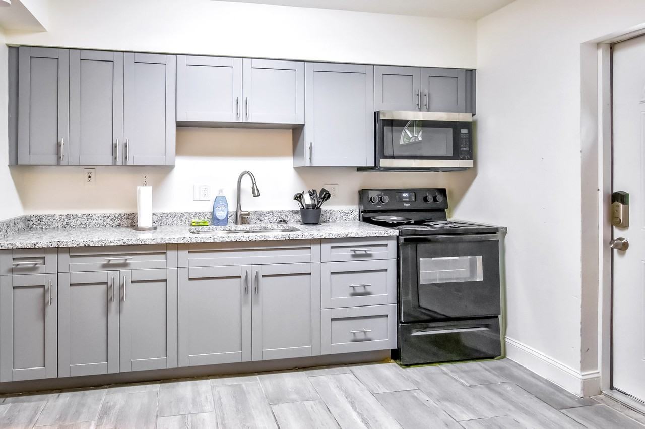 N Ashley St - Photo 2 of 18