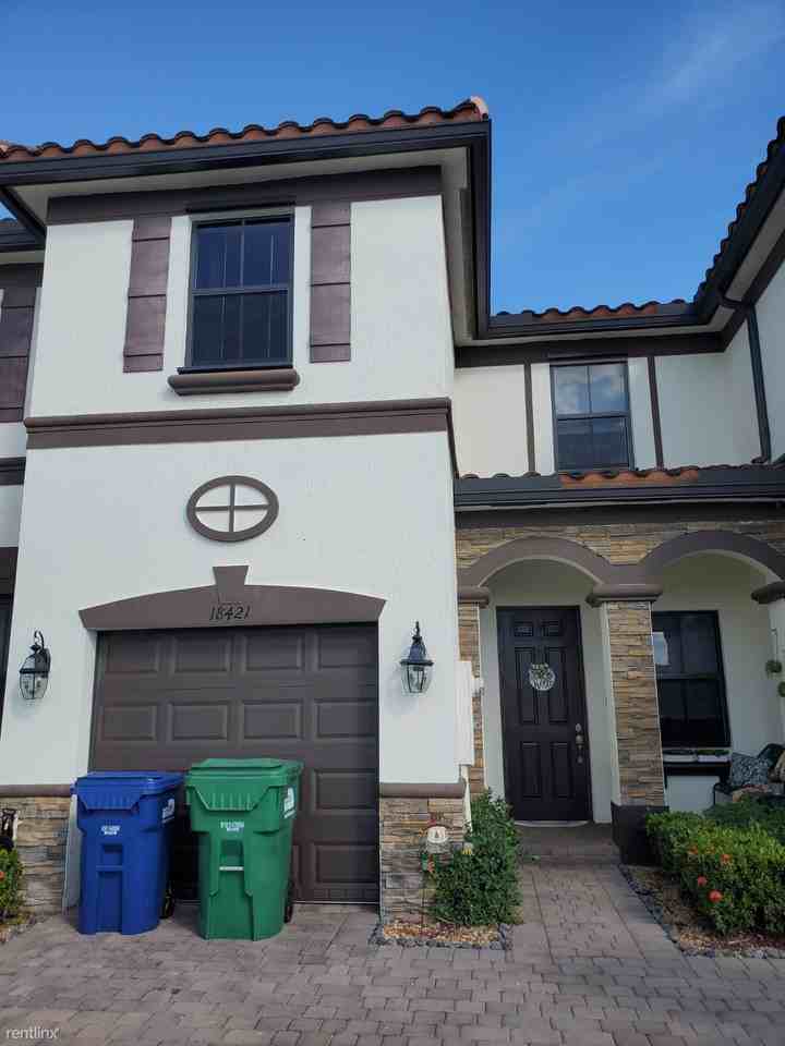 18421 Nw 89th Ct - Photo 3 of 30