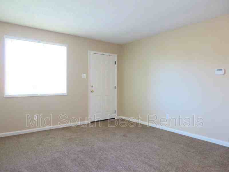 2983 Southwall St - Photo 2 of 7