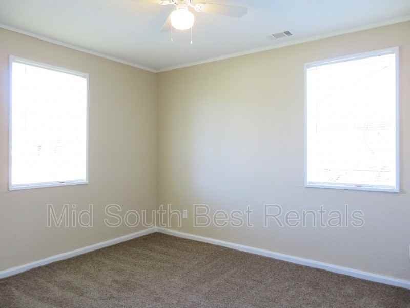 2983 Southwall St - Photo 5 of 7