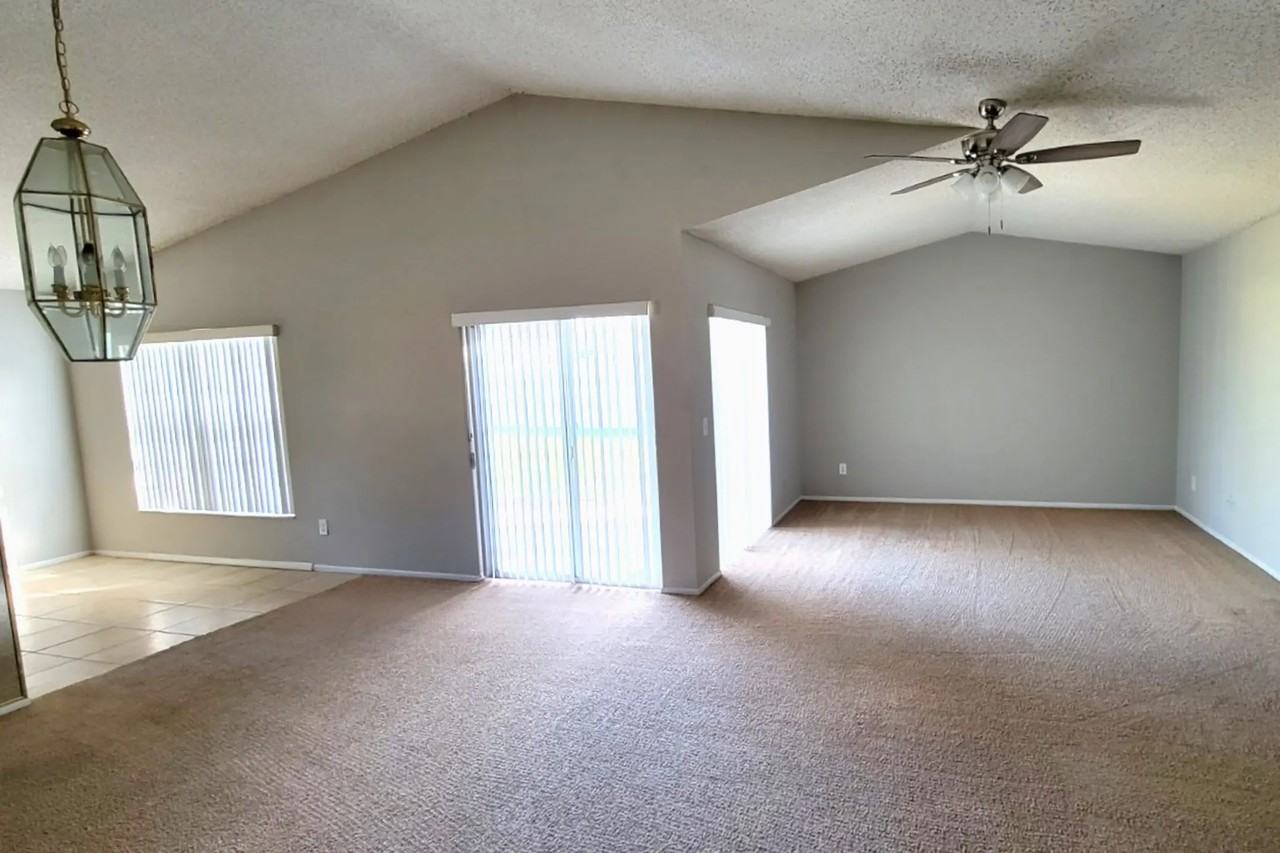 12241 Connecticut Woods Ct - Photo 2 of 10