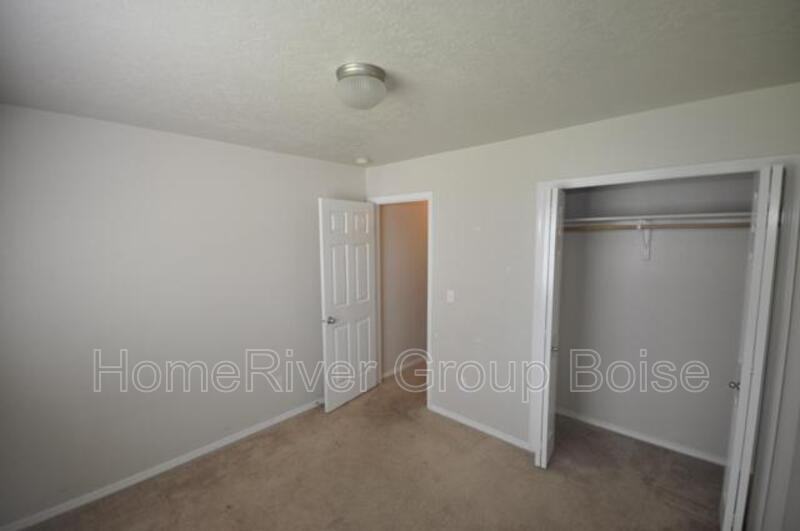 1297 E Sicily St - Photo 6 of 13