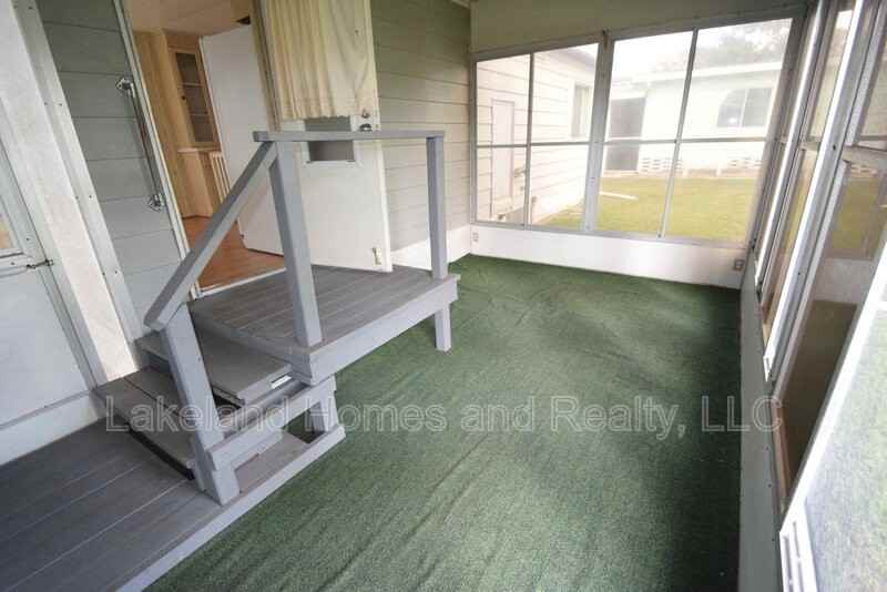 1567 Longbow Dr - Photo 6 of 13