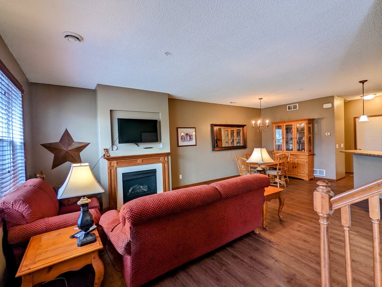 13828 Atwood Ave - Photo 2 of 15