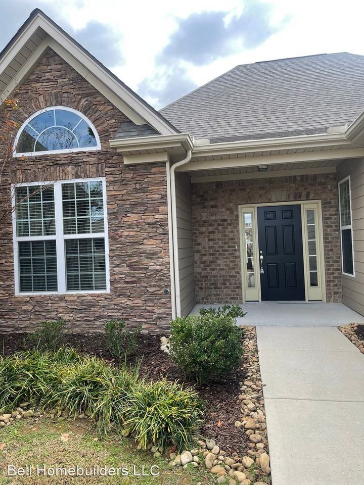 2854 Amsterdam Ln - Photo 2 of 20