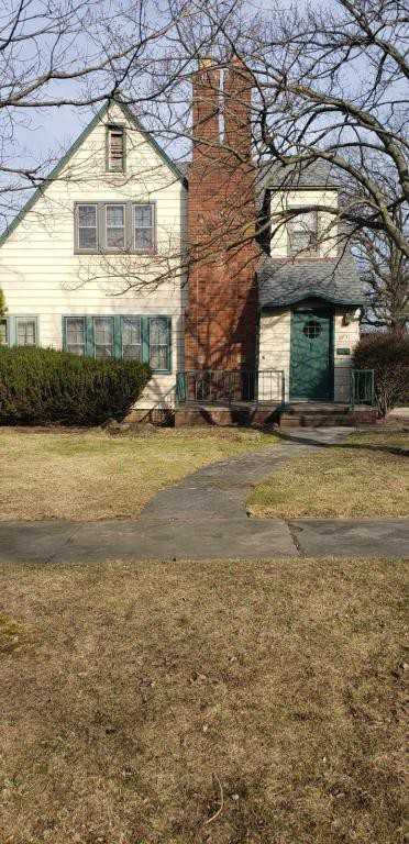 5831 Wickfield Dr - Photo 2 of 13