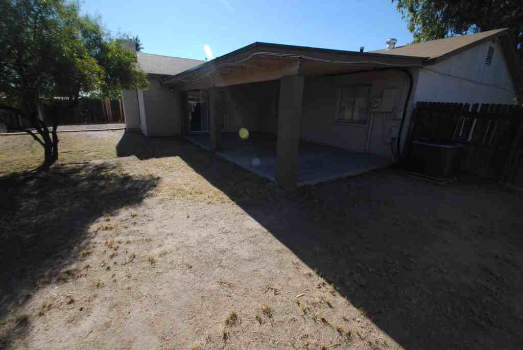 5311 W Holly St - Photo 2 of 17