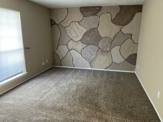 28 W Creek Ln - Photo 2 of 24