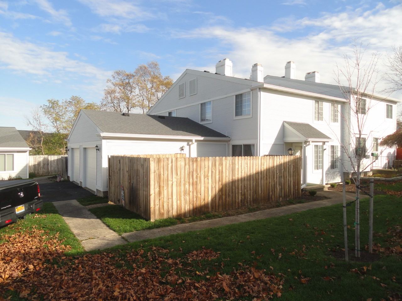 110 Greenway Boulevard - Photo 2 of 29