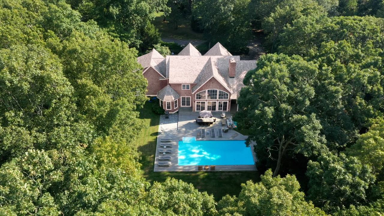 12 Bridge Hill Ln - Photo 3 of 21