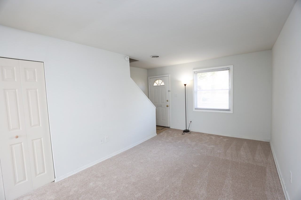 101 Poe Street #8 - Photo 3 of 16