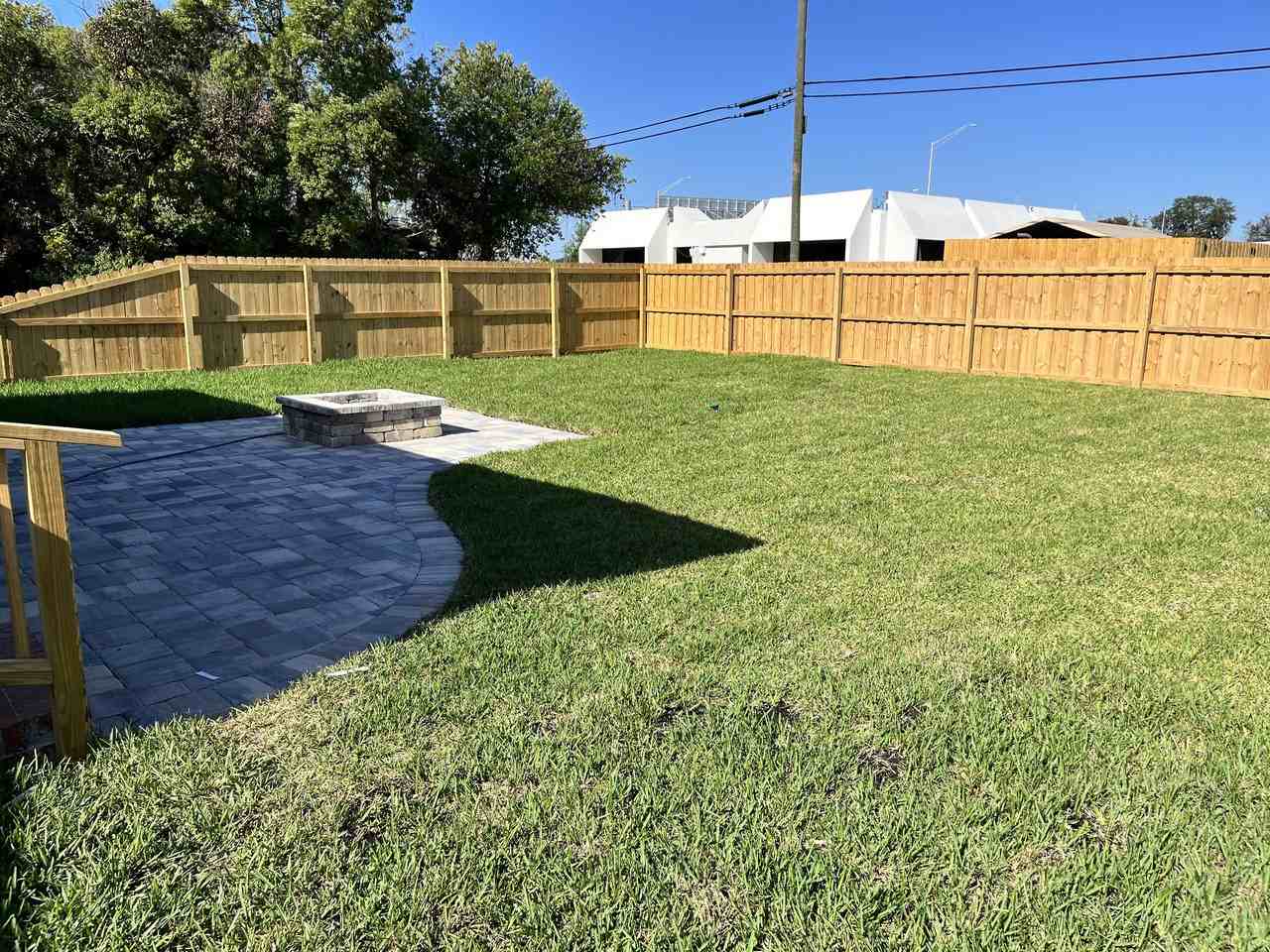 2125 Gilmore St #1 - Photo 3 of 45