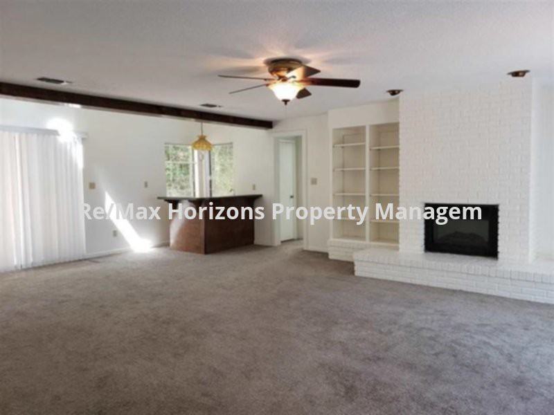 6446 Rosaflora Ln - Photo 3 of 9