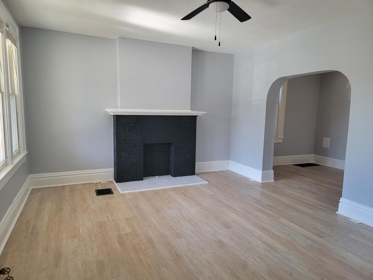 1106 E Whittier St #A - Photo 7 of 11