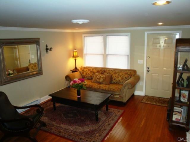 110 Beachview Ave #226 - Photo 3 of 11