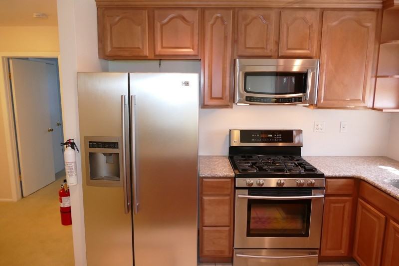 610 Yorkshire Dr - Photo 2 of 19