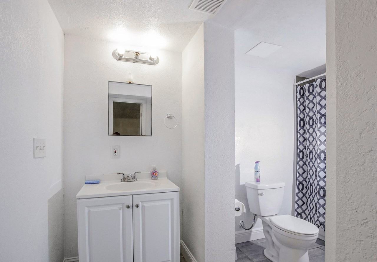 Warrington Way - Photo 2 of 11