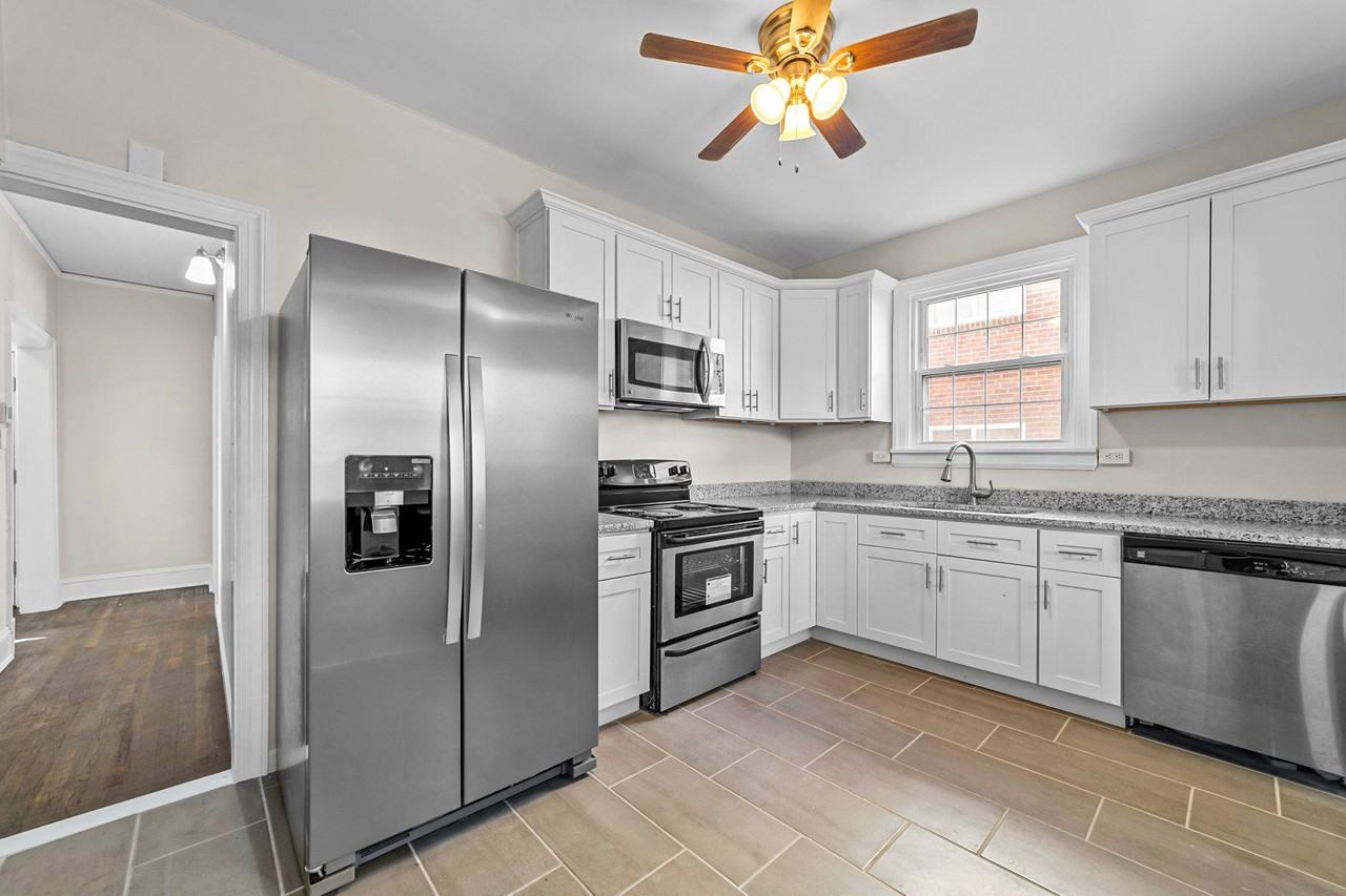 Chamberlayne Ave - Photo 2 of 12