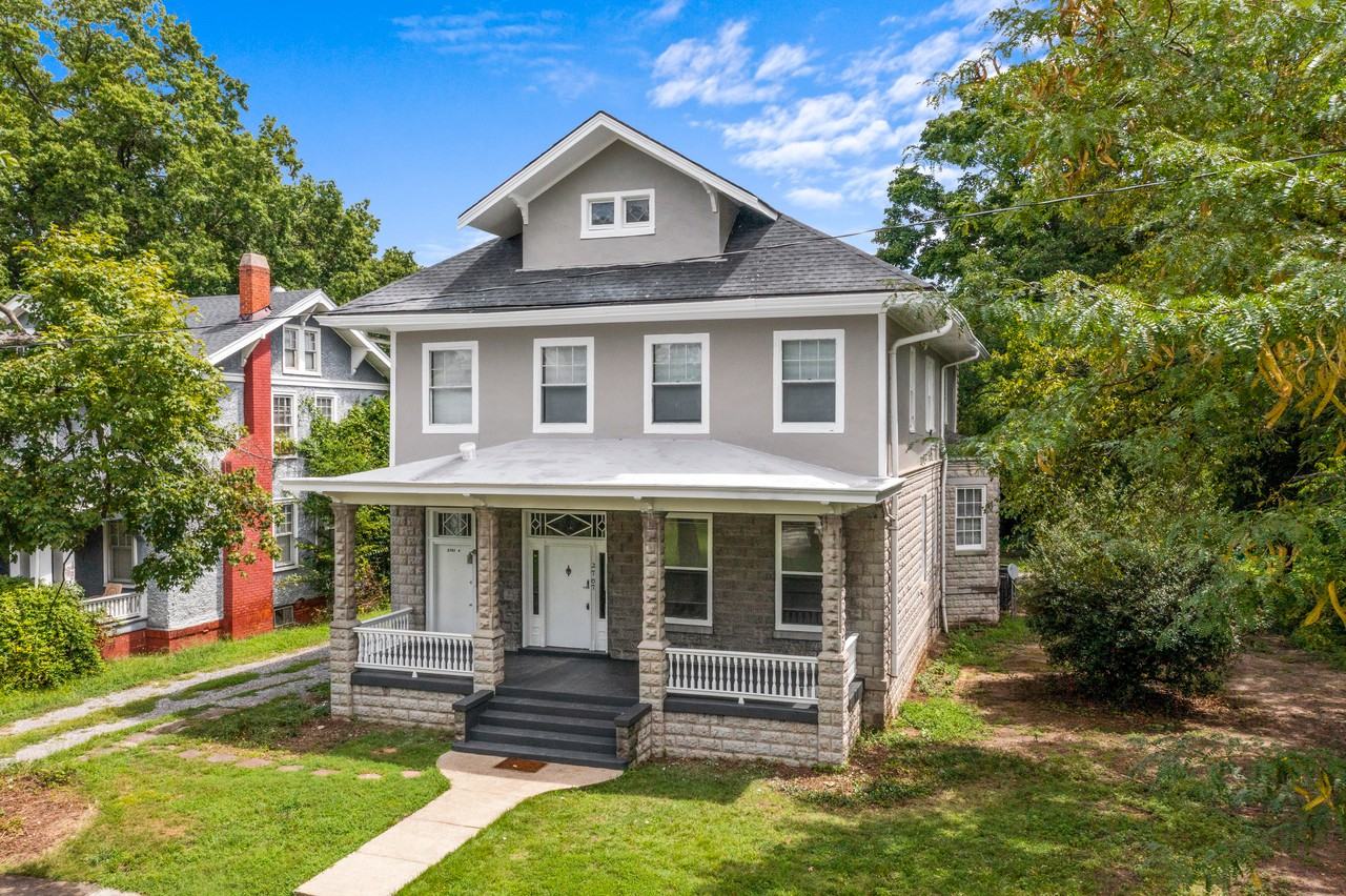 Barton Ave - Photo 5 of 15