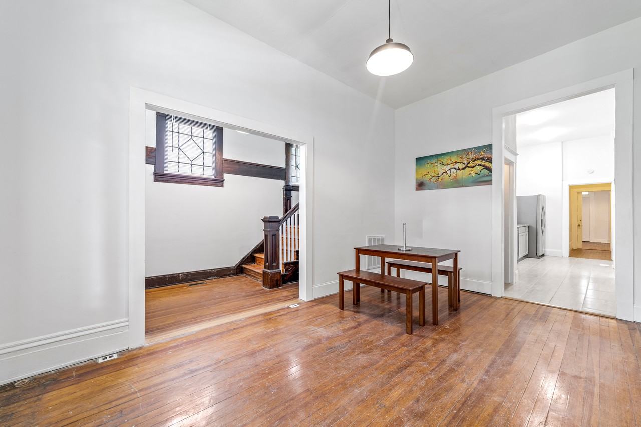 Barton Ave - Photo 6 of 15